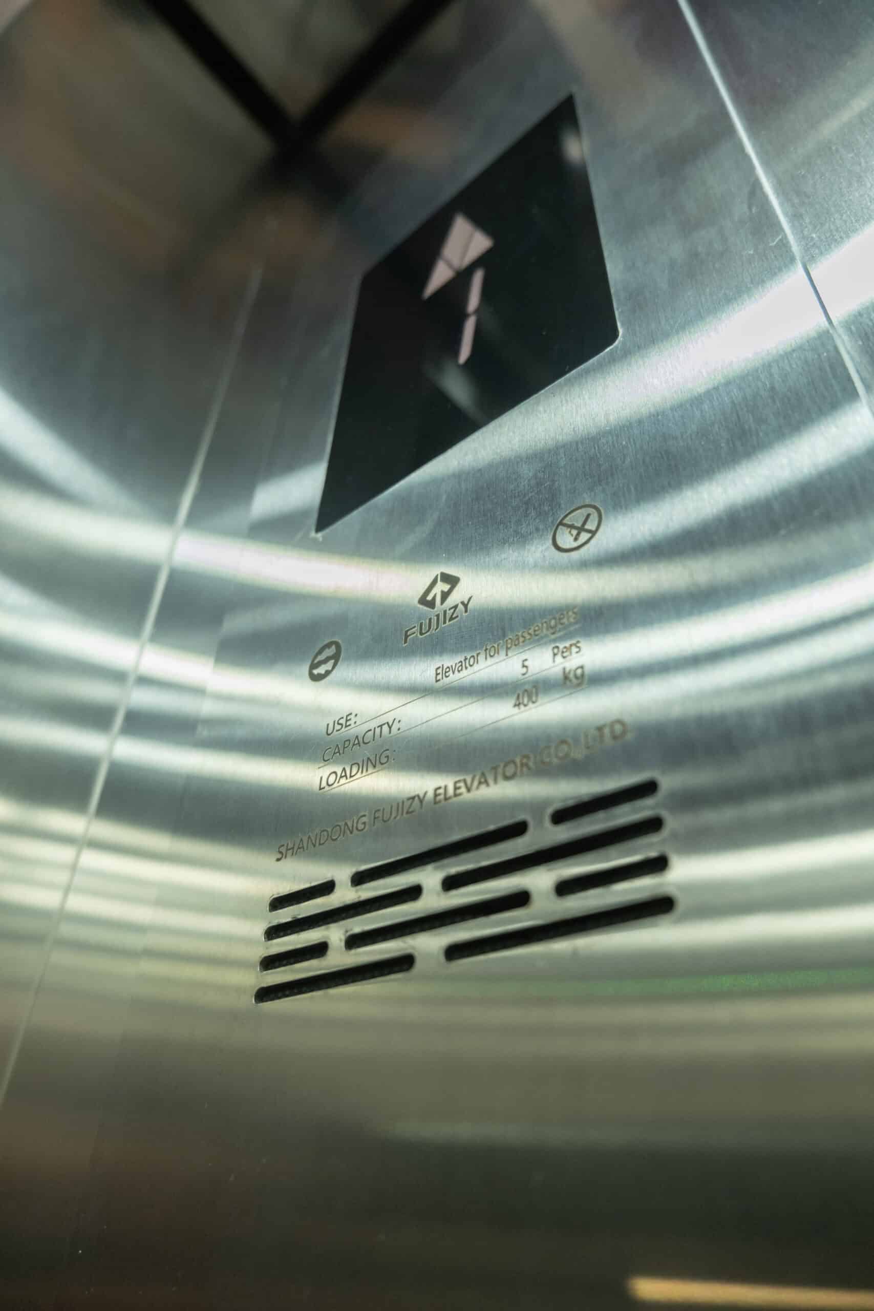 Stainless Cabin - Gambar 2