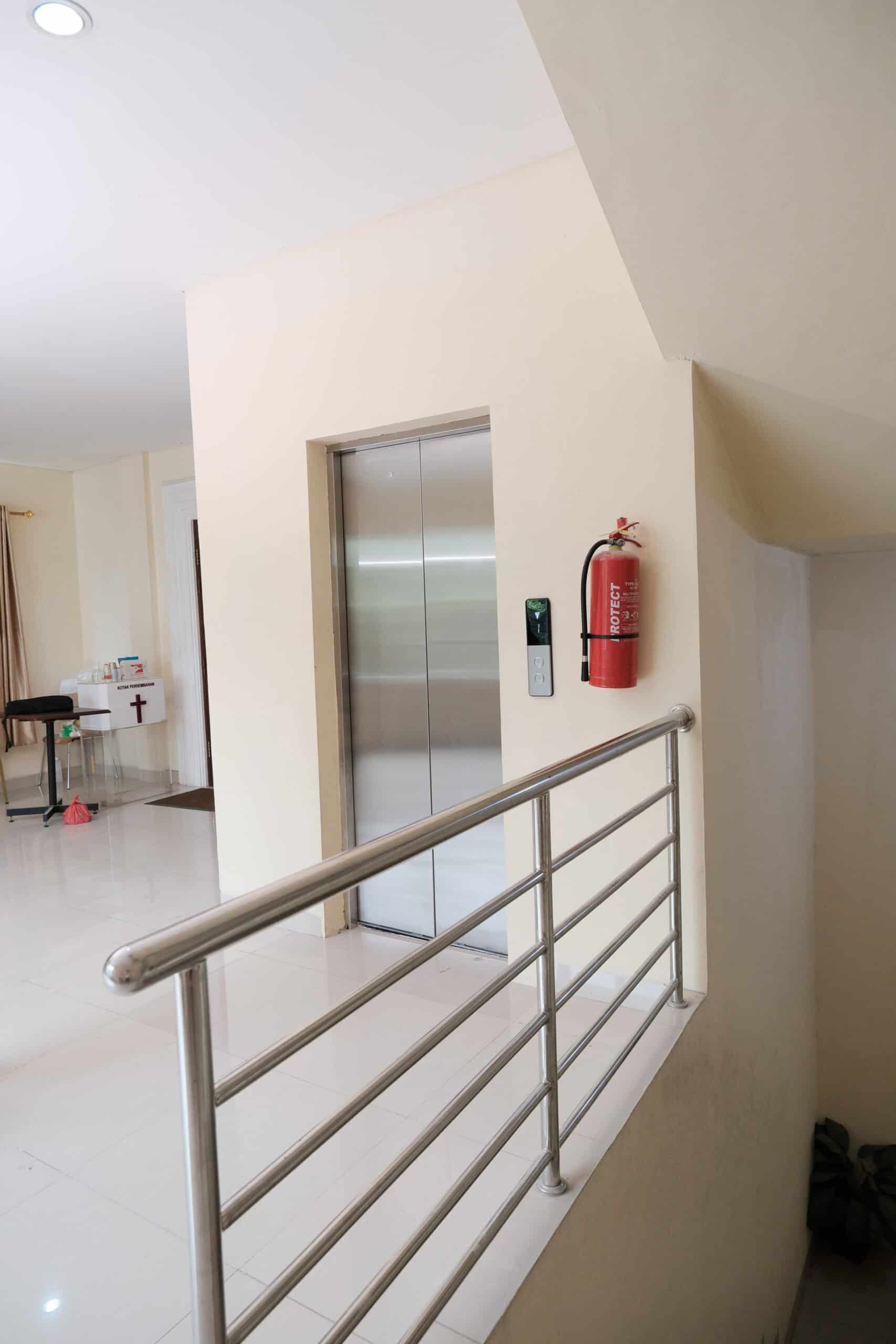 Passenger Lift_Bandengan_1