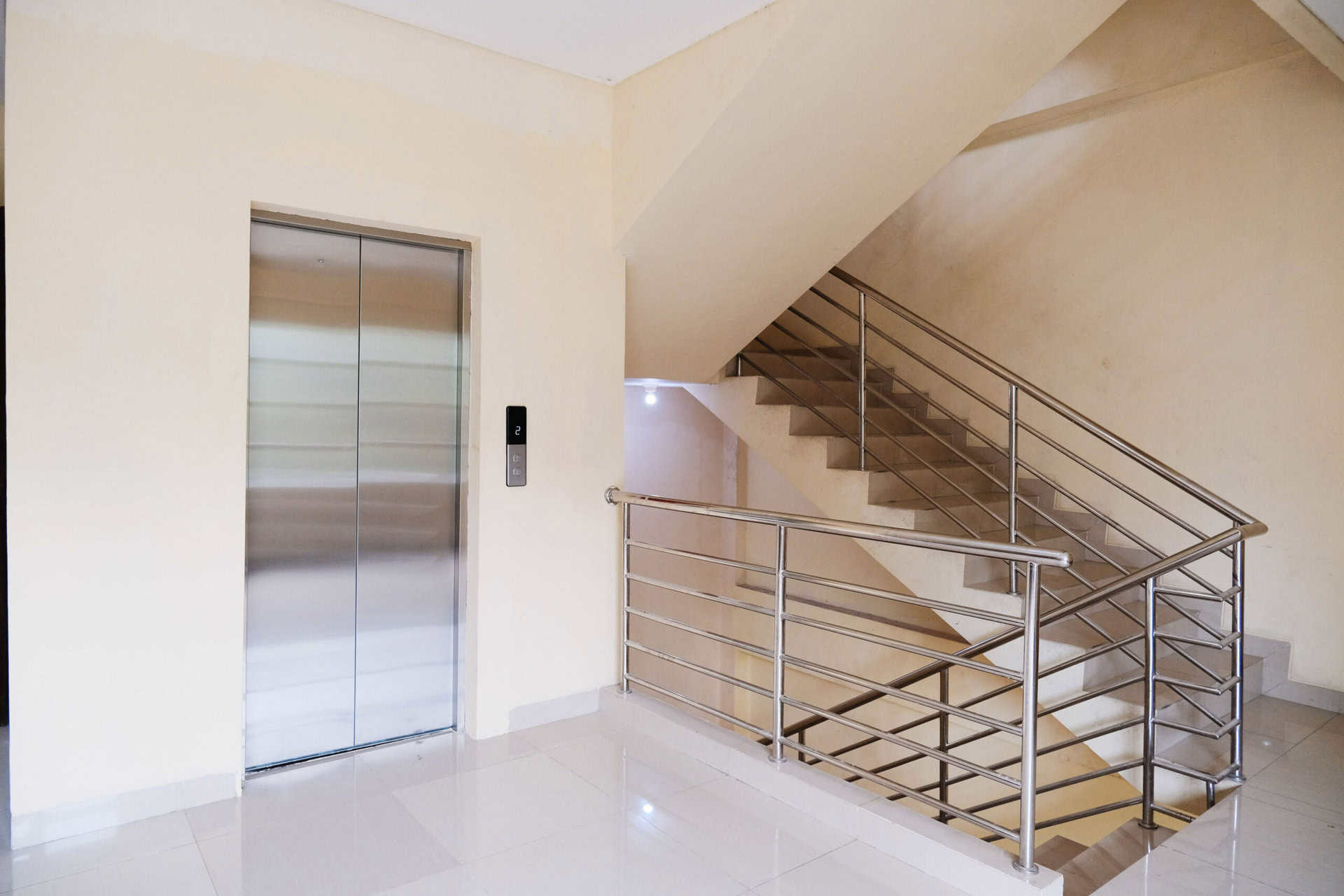 Passenger Lift_Bandengan_2